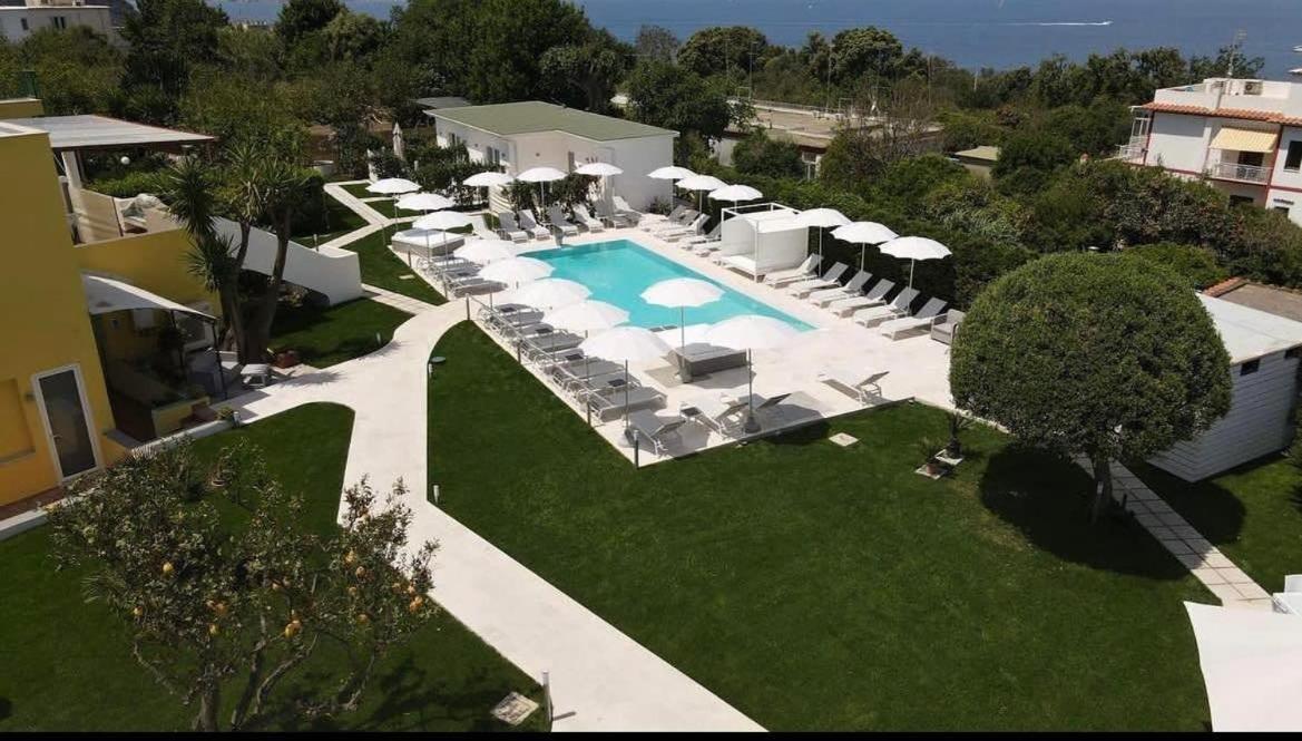 Hotel Il Leone Di Mare Procida Esterno foto